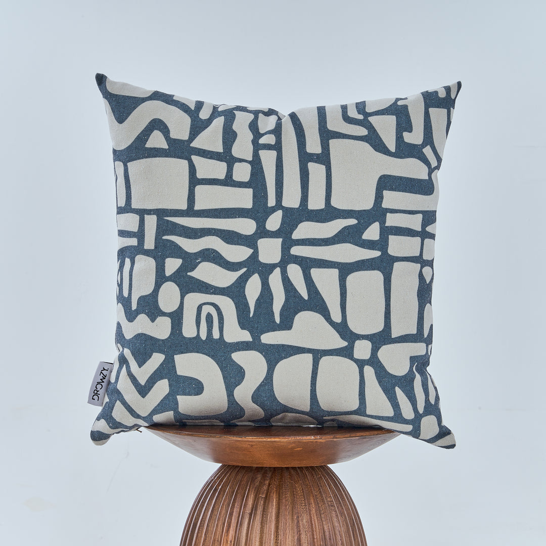 "Majestic Kalinago" - 45x45 Cotton Cushion