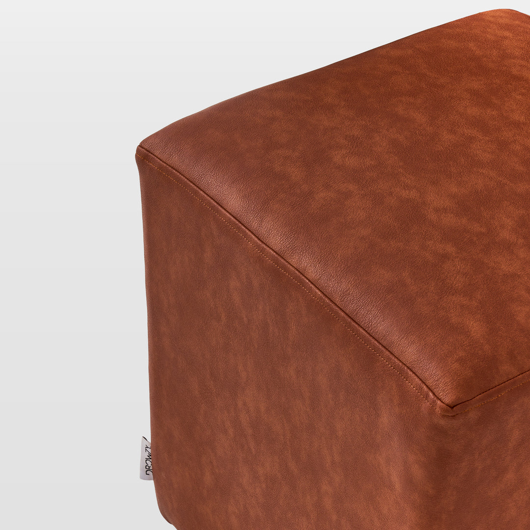 "QB" - Pouffe